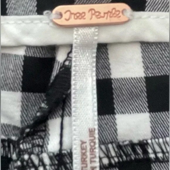 New Free People Pants Size XS Black White Crop Flare Mid Rise Cotton Blend - Picture 4 of 6